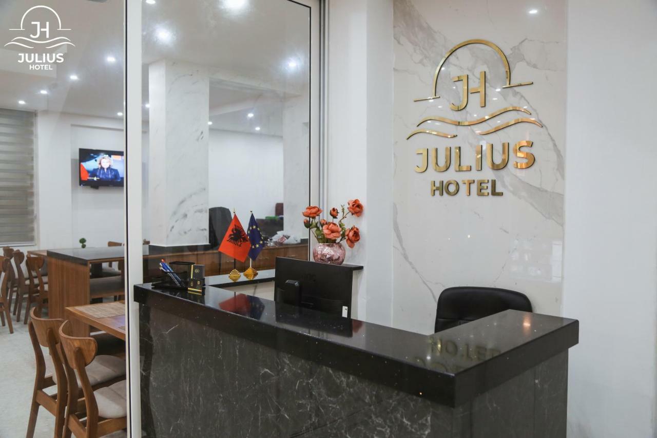 Julius Hotel Golem  Exterior photo